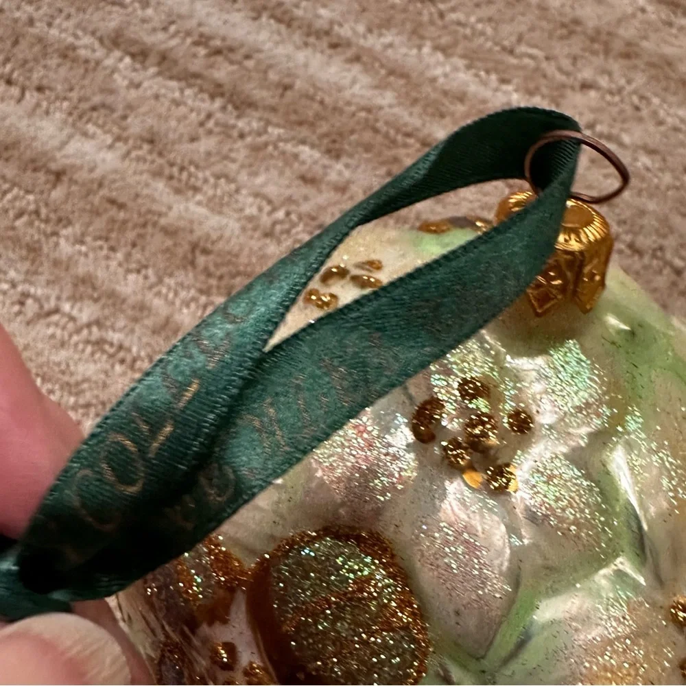 Kurt Adler gold similar